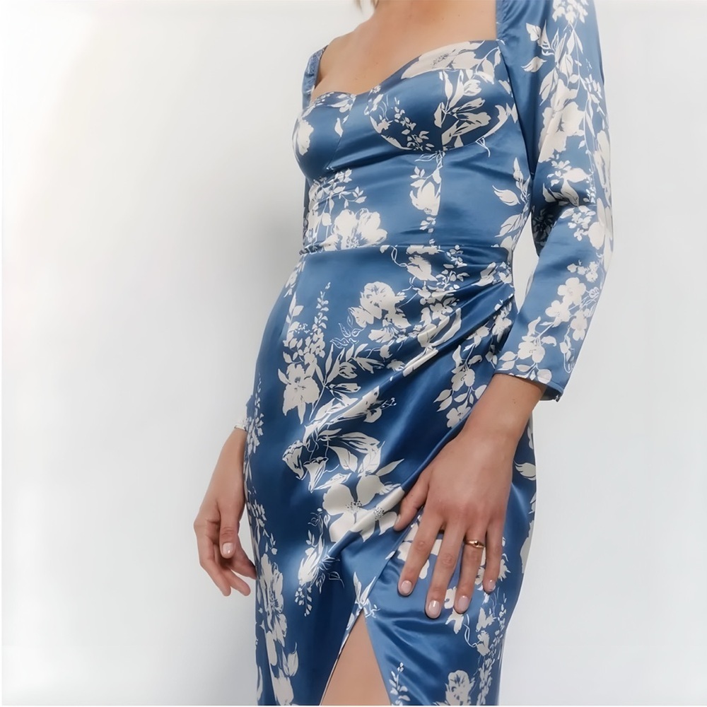 Reformation Gloriana 100% Silk Dress Long-Sleeve Floral Print Wrap Skirt | 2 - Picture 7 of 16